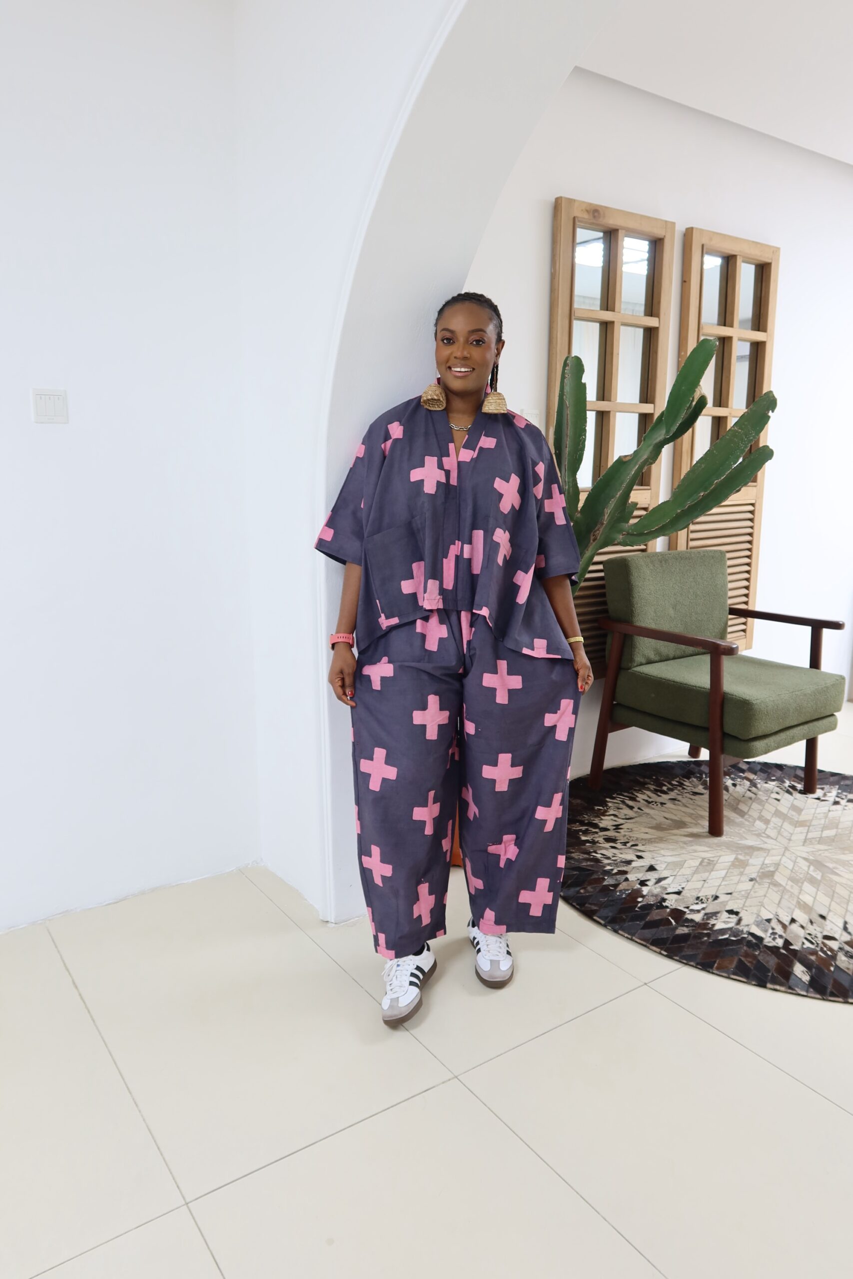 Grey and pink agbada pant - Image 3