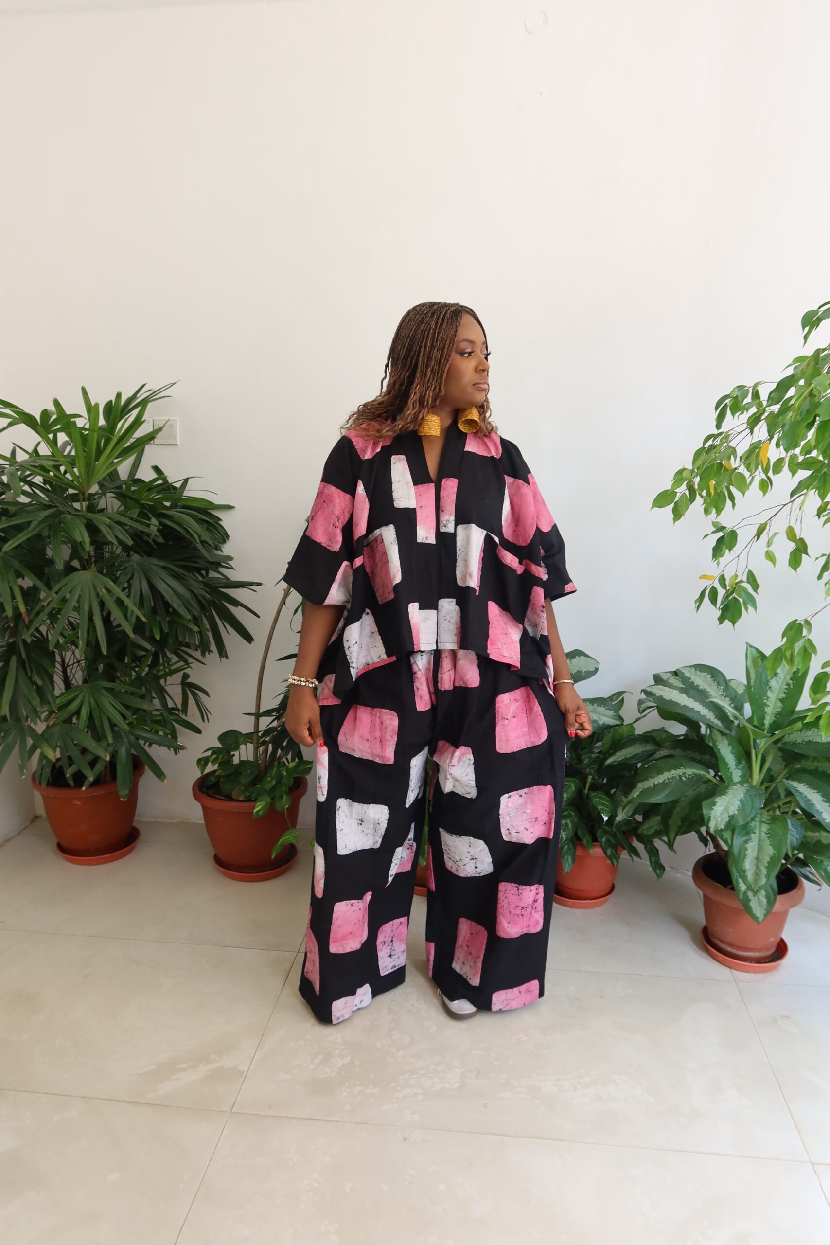 Multicolored box agbada set