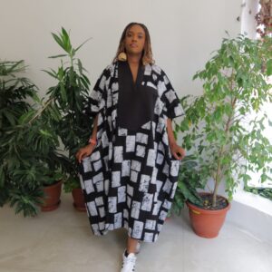 White and black 3/4 maxi